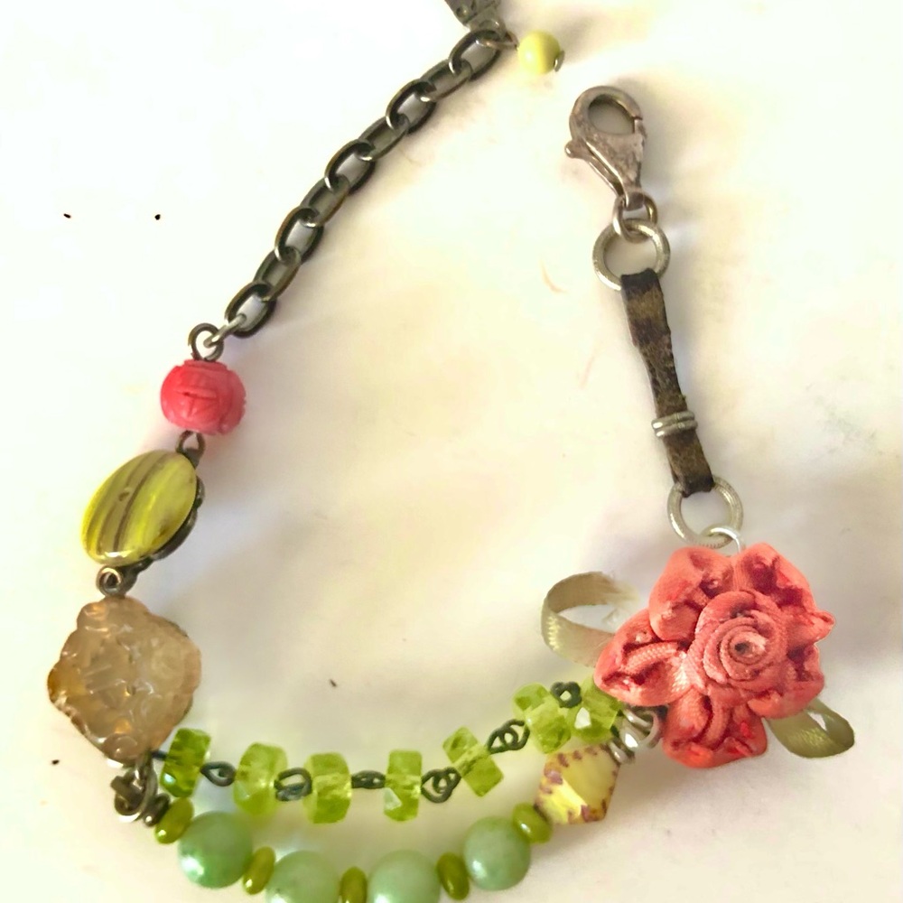 The Splendid Jester Jewelry Chain Link And Bead Ribbon Flower Spring Bracelet